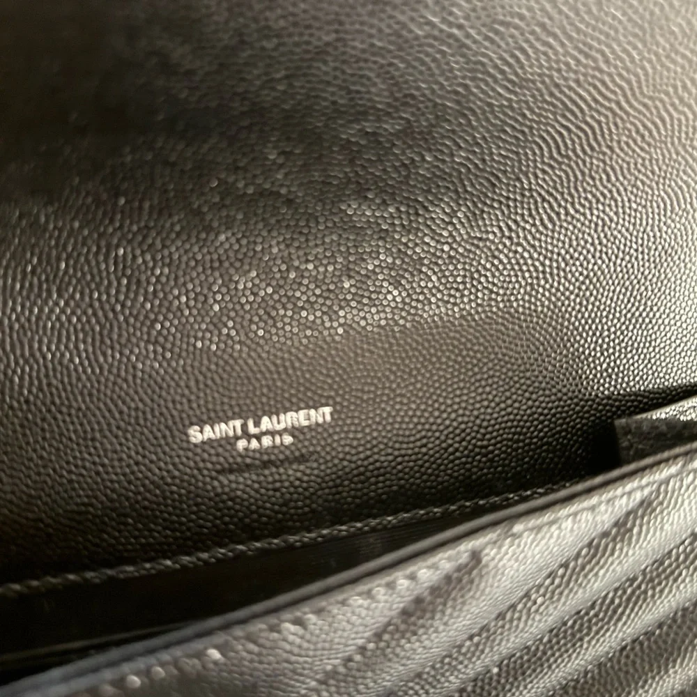 *Authentic* Yves Saint Laurent Cassandre Leather Clutch - Picture 4 of 5